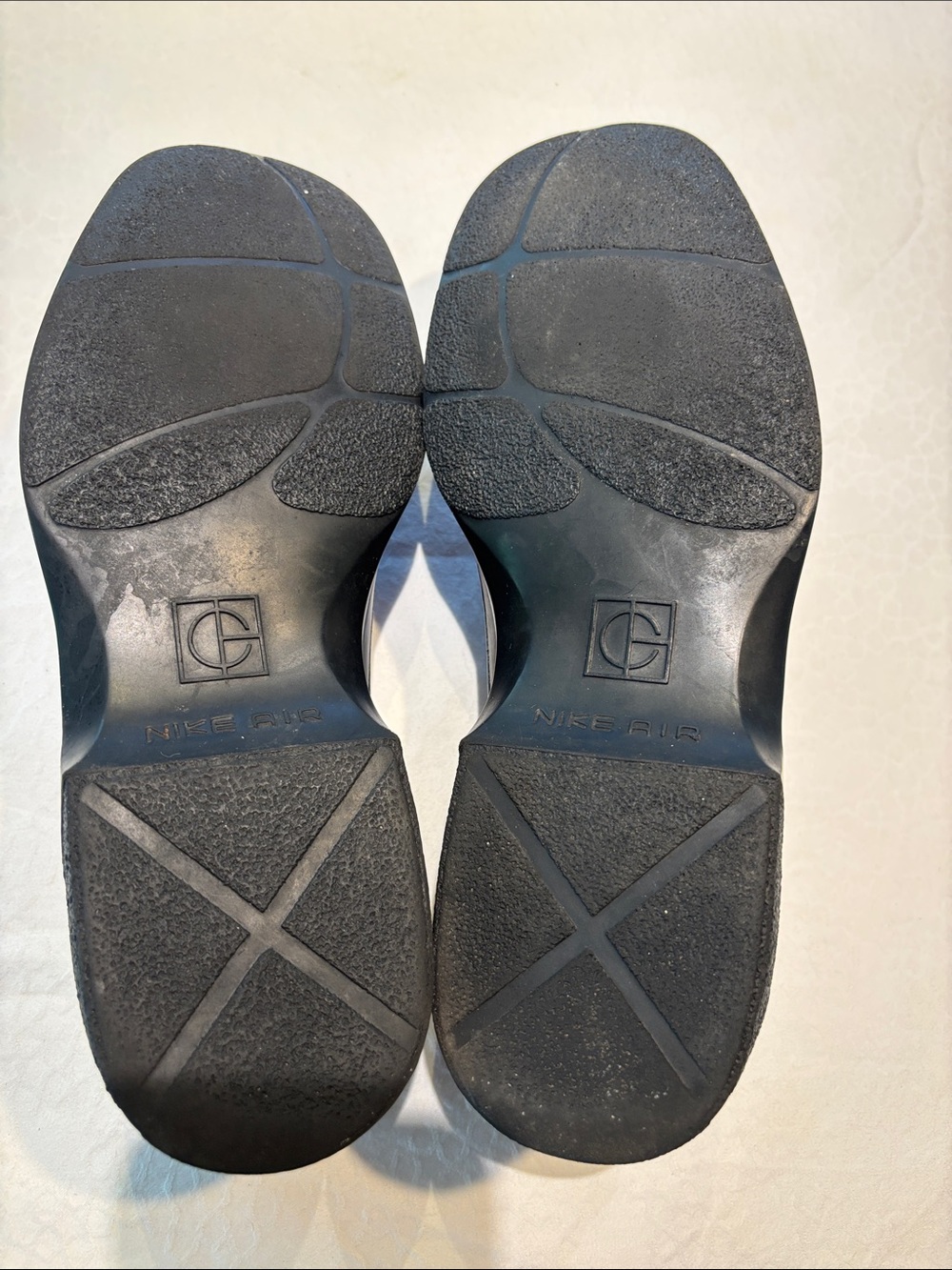 Classic Men's Nike Air Penny Loafers in Brown - Picture 5 of 9